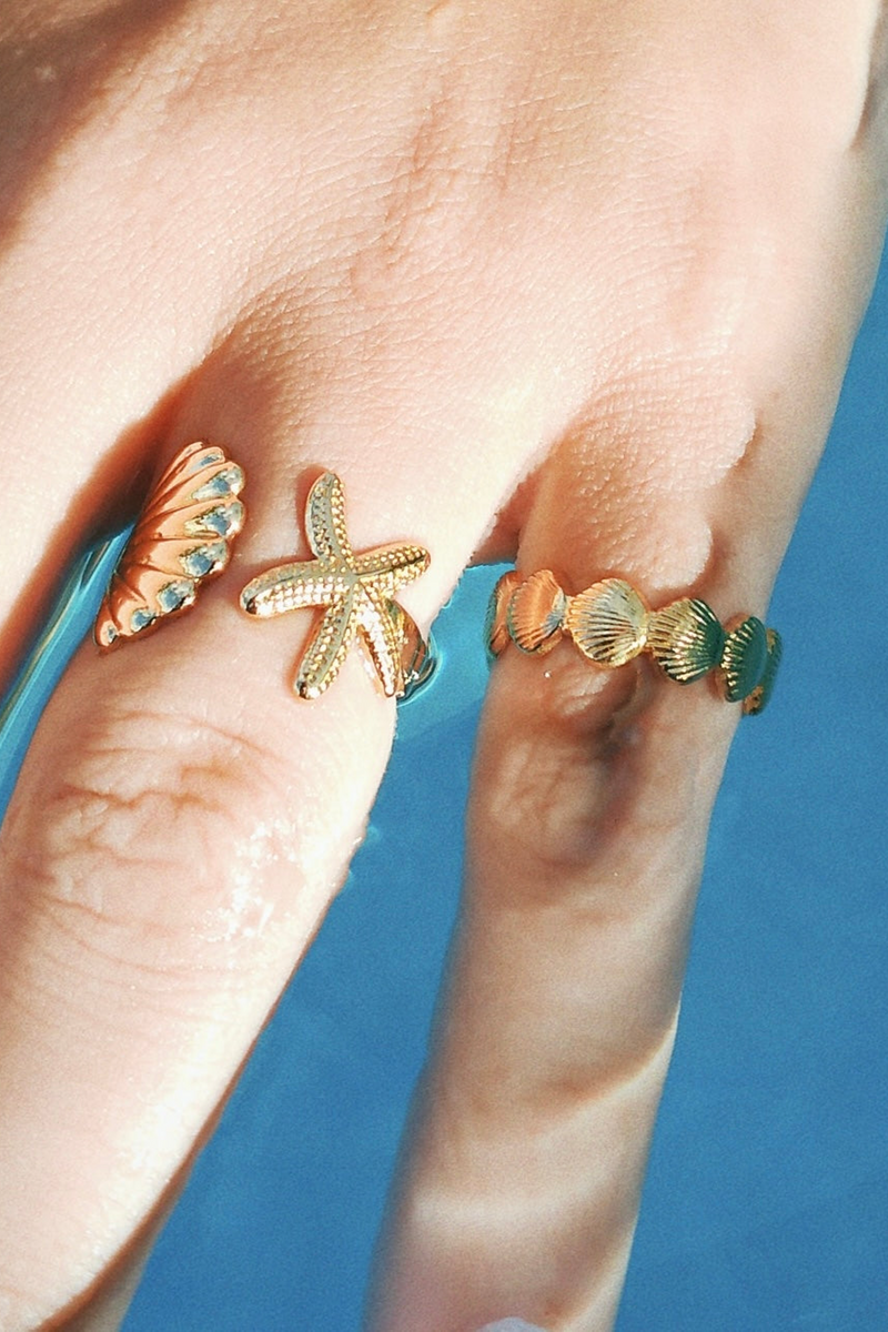 Wheat Coralie Scallop Shell Adjustable Ring Ring