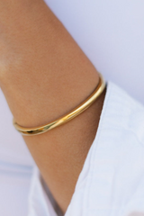 Light Gray Aimsley Gold Bangle Bracelet Bracelet